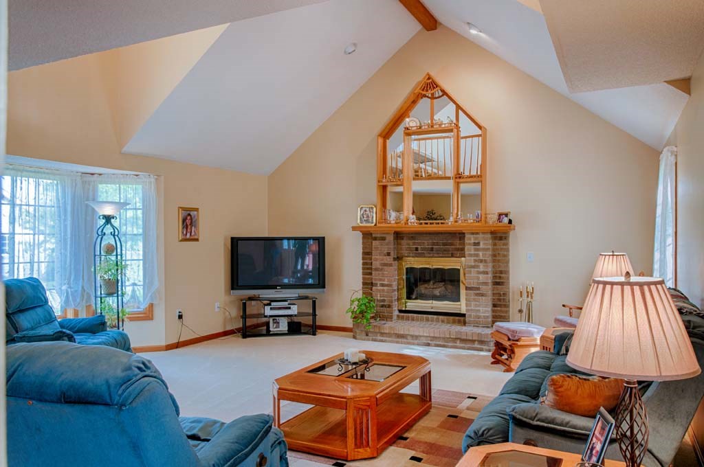 11615 Hardisty Road Fort Wayne, IN 46845 - Photo 5 of 26