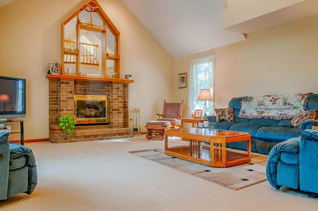 11615 Hardisty Road Fort Wayne, IN 46845 - Photo 7 of 26