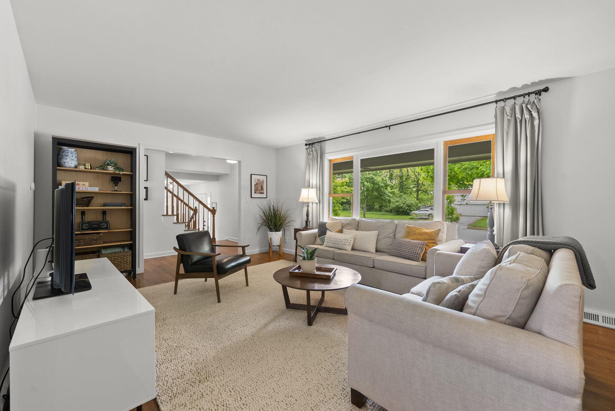 1920 McCoy Road Columbus, OH 43220 - Photo 15 of 51 Gallery Image 15