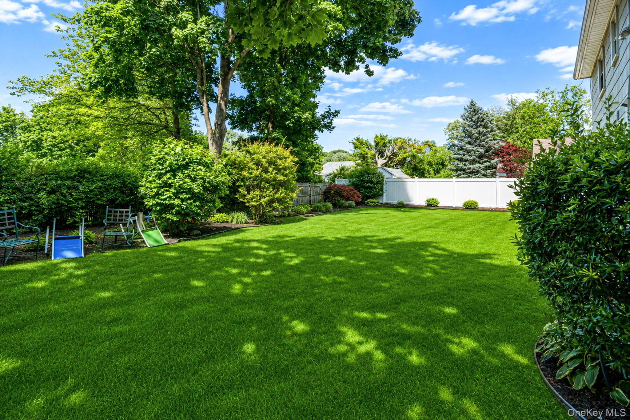 31 Crooked Hill Road Huntington, NY 11743 - Photo 27 of 32 Yard