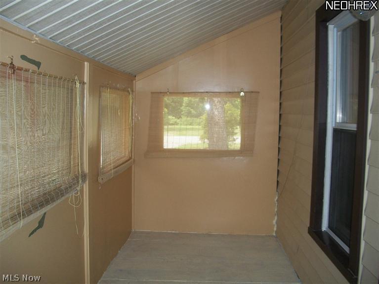 311 South Leavitt Road Leavittsburg, OH 44430 - Photo 10 of 15