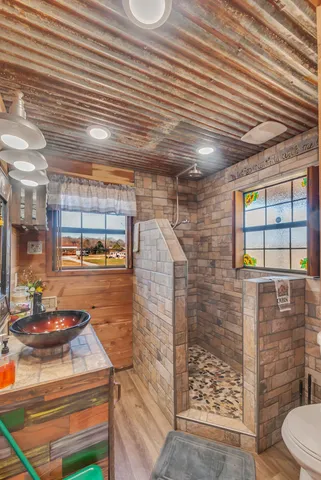 $269,900 | 194 Creekside Lane, Westpoint, TN 38486