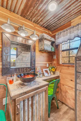 $269,900 | 194 Creekside Lane, Westpoint, TN 38486