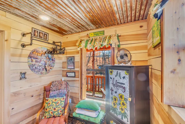 $269,900 | 194 Creekside Lane, Westpoint, TN 38486