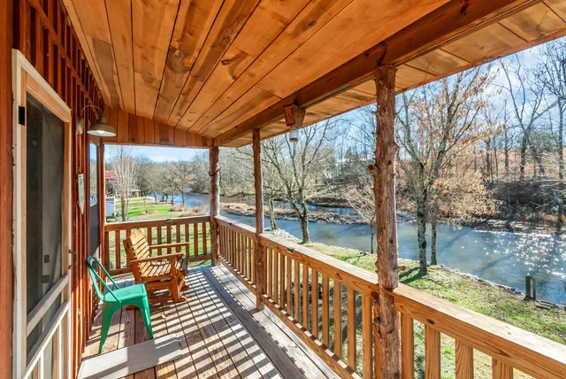 $269,900 | 194 Creekside Lane, Westpoint, TN 38486