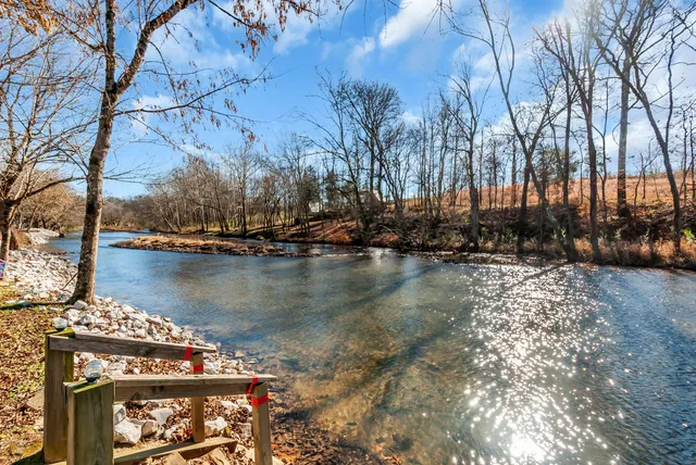 $269,900 | 194 Creekside Lane, Westpoint, TN 38486