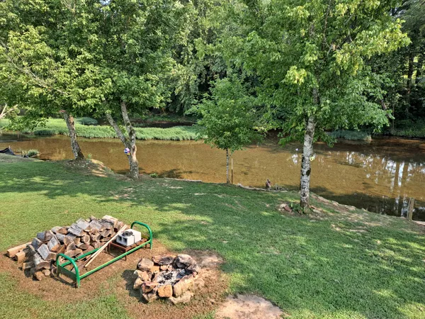 $269,900 | 194 Creekside Lane, Westpoint, TN 38486