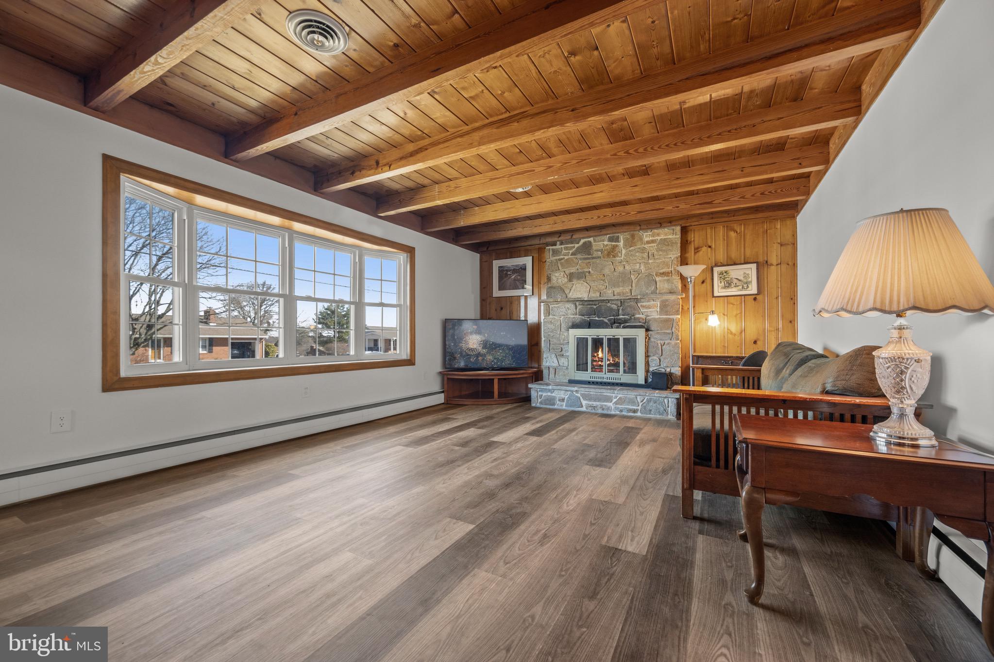 335 Hook Road Westminster, MD 21157 - Photo 5 of 40 Gallery Image 5