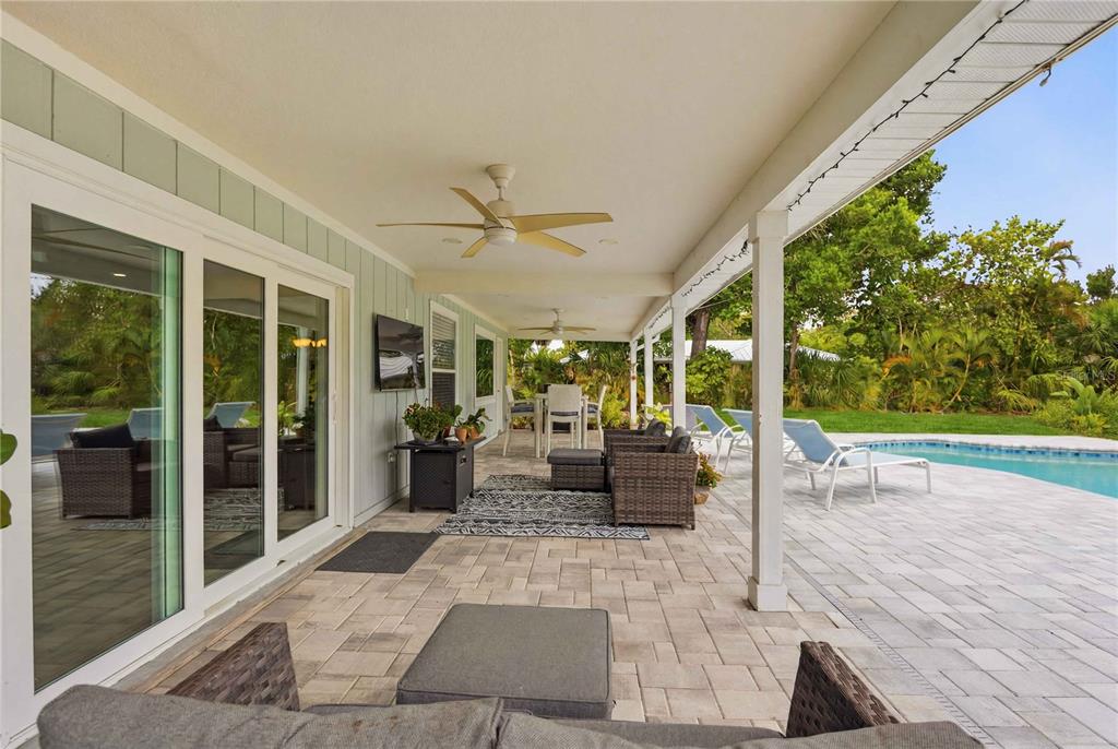 1707 Belvidere Road Englewood, FL 34223 - Photo 13 of 62