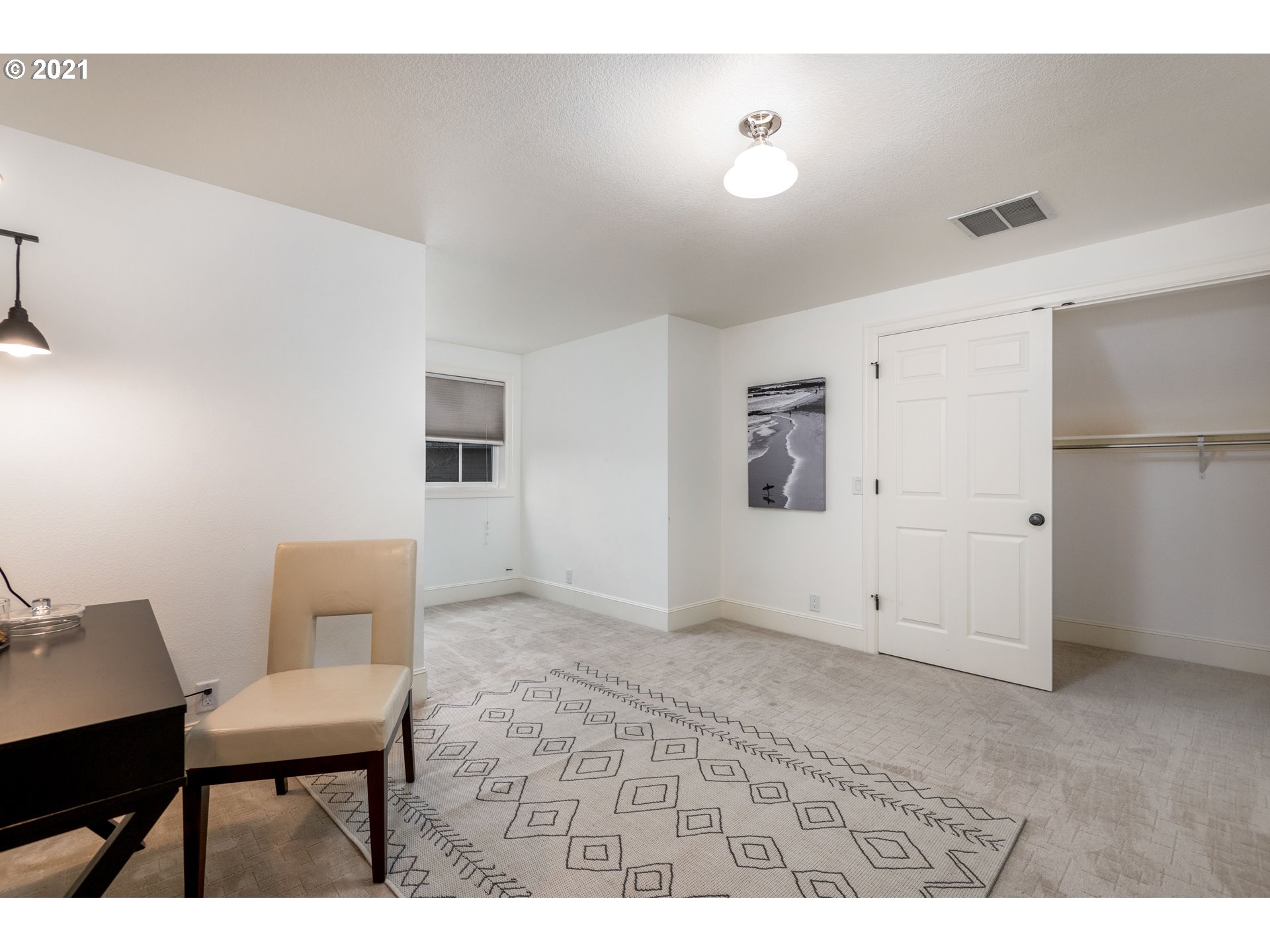 1703 Victorian Way Eugene, OR 97401 - Photo 26 of 32 a view of an empty room