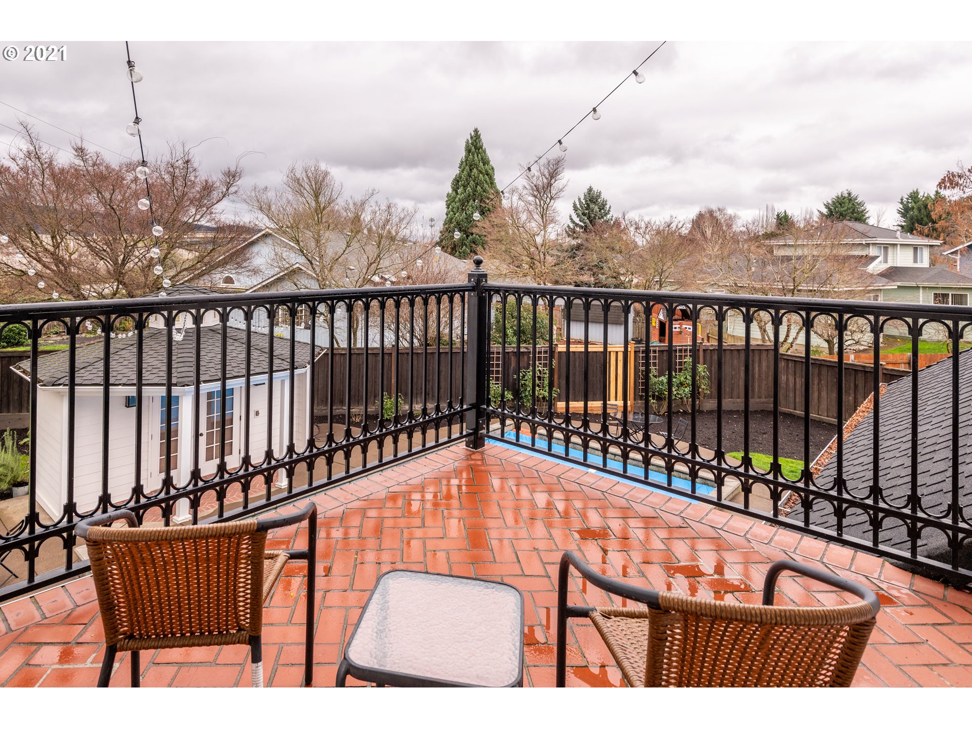 1703 Victorian Way Eugene, OR 97401 - Photo 29 of 32 a view of balcony with furniture