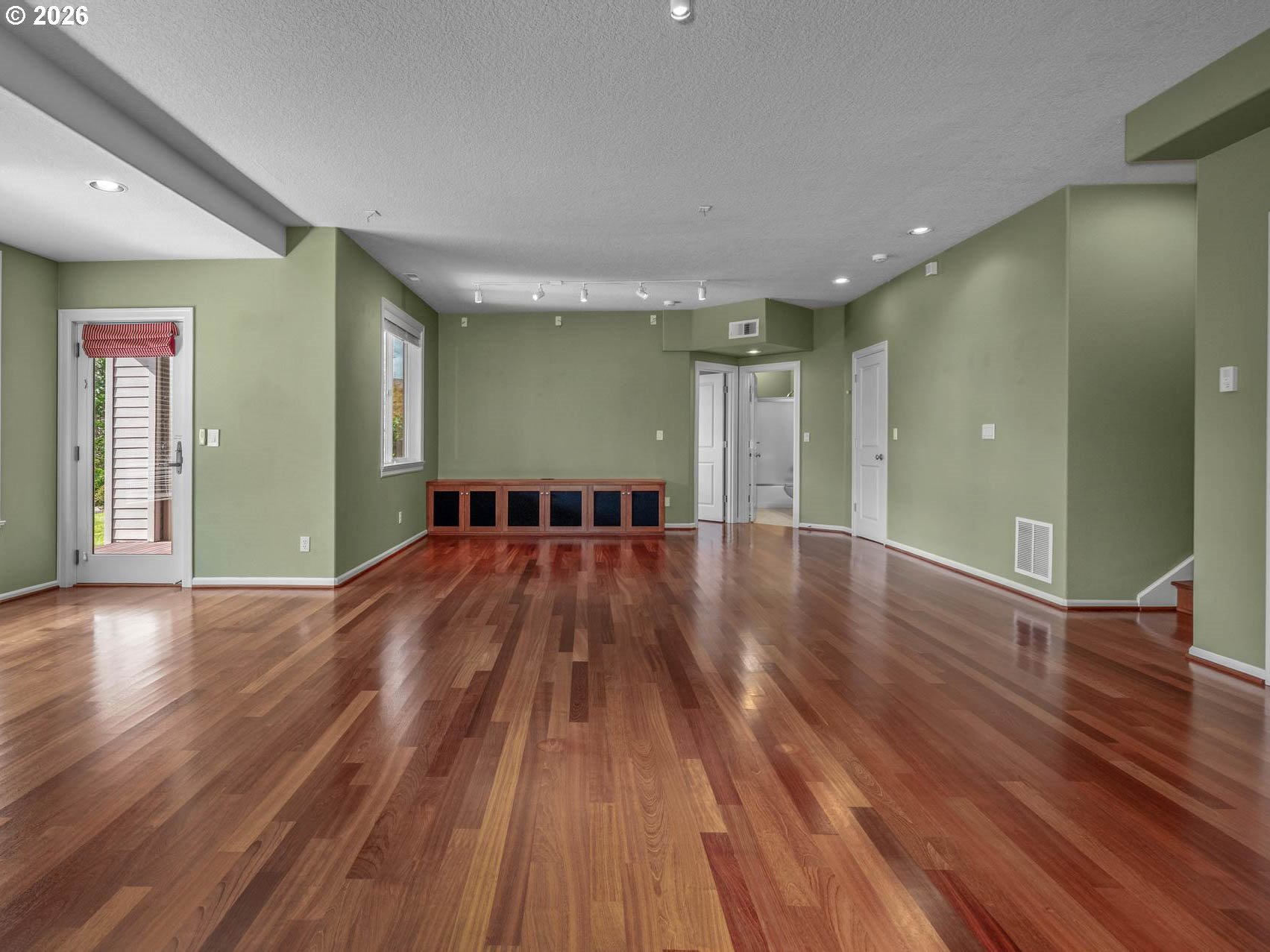 1815 Northwest Rosefinch Lane Portland, OR 97229 - Photo 40 of 48