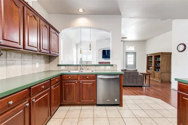 $385,000 | 1409 Clear Creek Drive, Allen, TX 75002