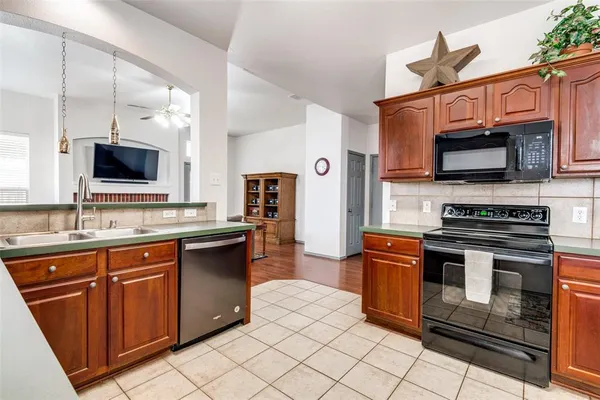 $385,000 | 1409 Clear Creek Drive, Allen, TX 75002