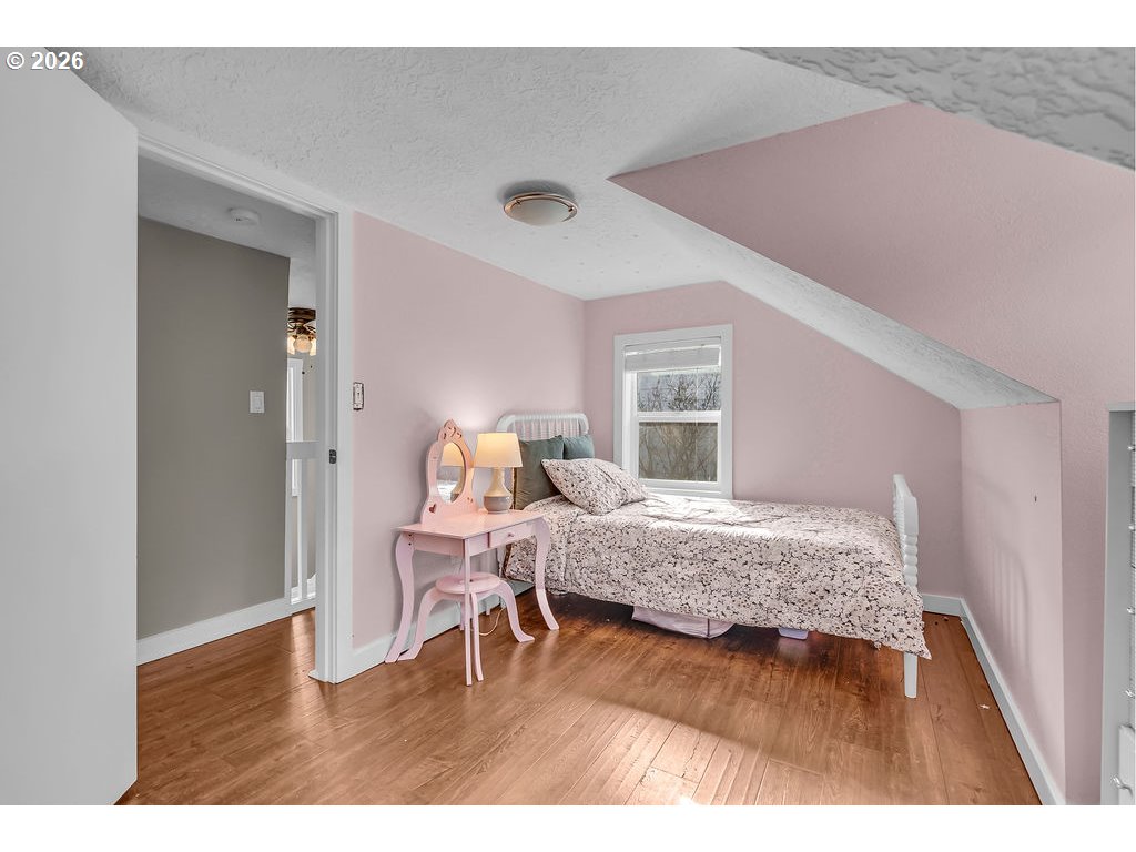 8465 Southwest Blake Street Tualatin, OR 97062 - Photo 24 of 42