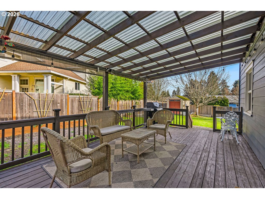 8465 Southwest Blake Street Tualatin, OR 97062 - Photo 36 of 42