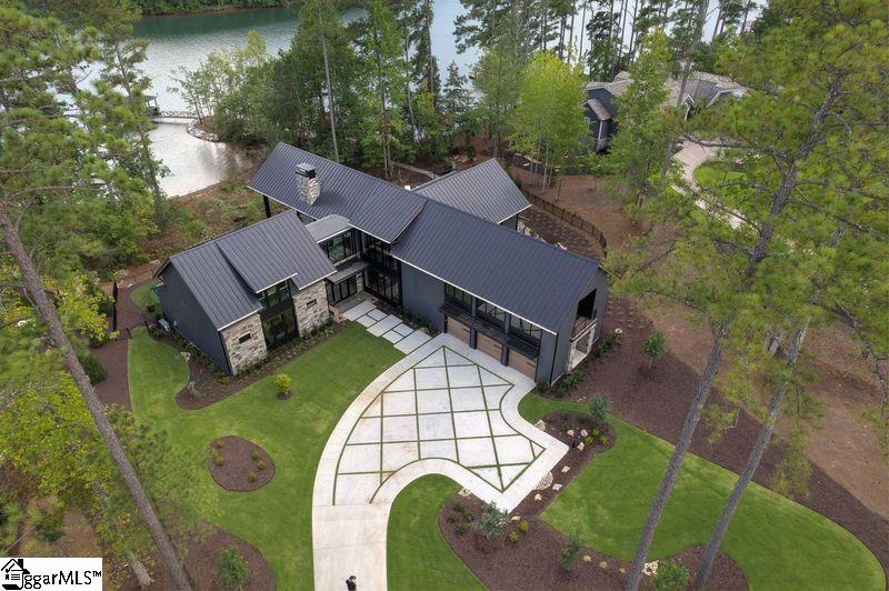 387 Peninsula Ridge Sunset, SC 29685 - Photo 3 of 31 Gallery Image 3