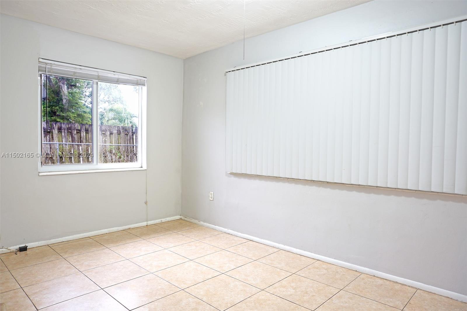2496 North Pine Island Road Sunrise, FL 33322 - Photo 8 of 15