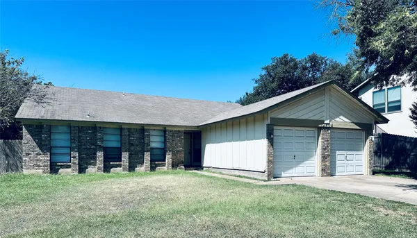 $1,395 | 12504 Tree Line Drive, Unit B, Austin, TX 78729