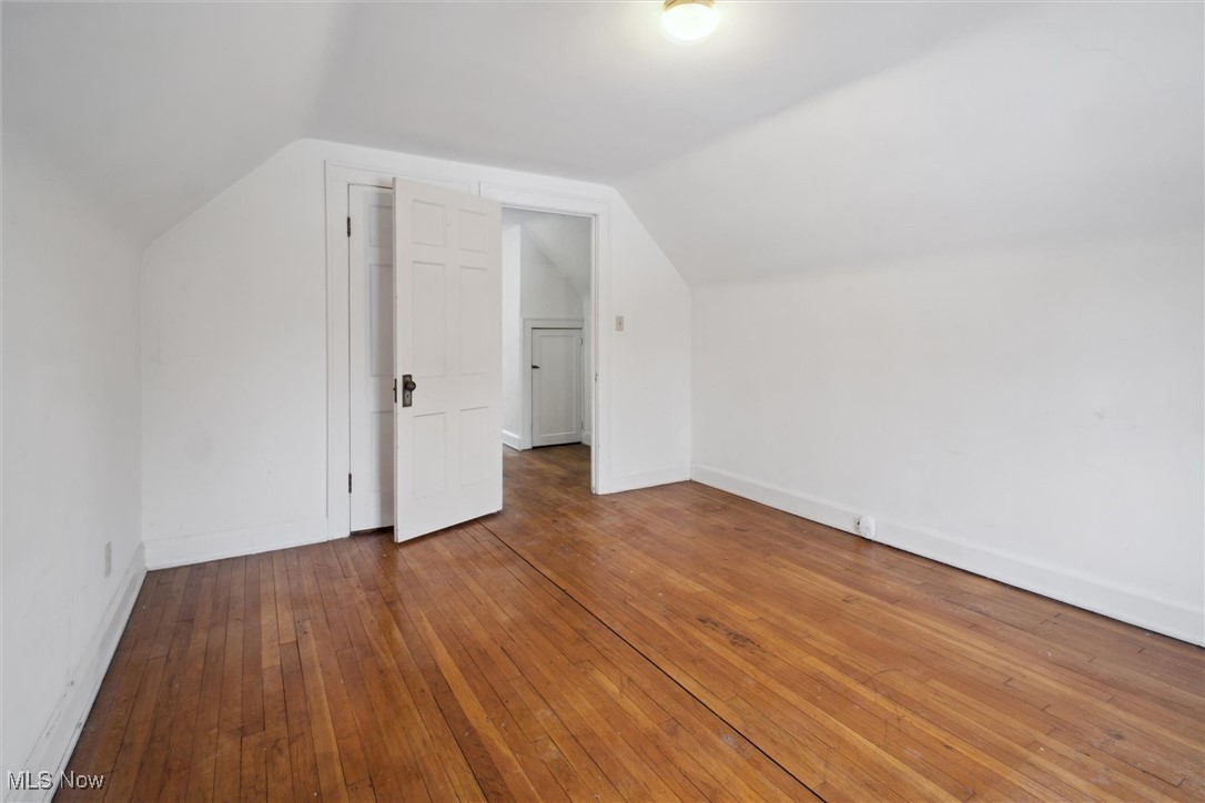 2612 Ashurst Road University Heights, OH 44118 - Photo 23 of 25 Gallery Image 23