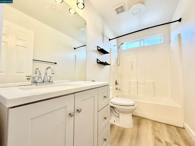 $3,200 | 815 Spring Mountain Lane, American Canyon, CA 94503