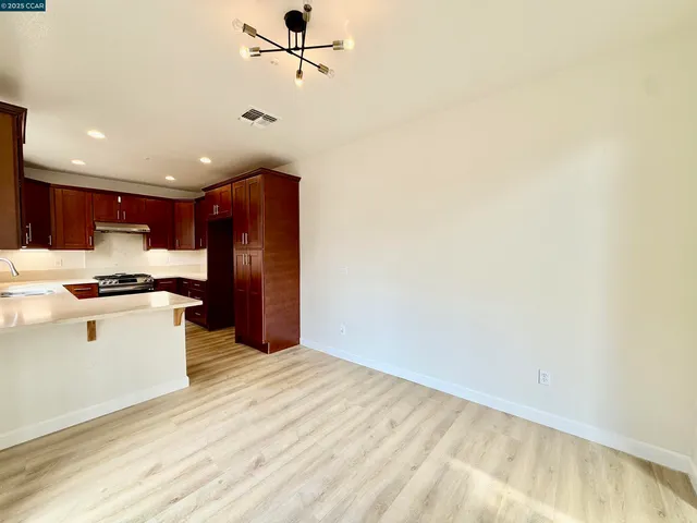 $3,200 | 815 Spring Mountain Lane, American Canyon, CA 94503