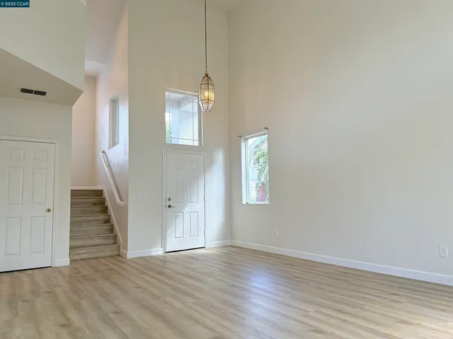 $3,200 | 815 Spring Mountain Lane, American Canyon, CA 94503