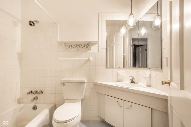 $349,900 | 647 Spring Mill Lane, Indianapolis, IN 46260