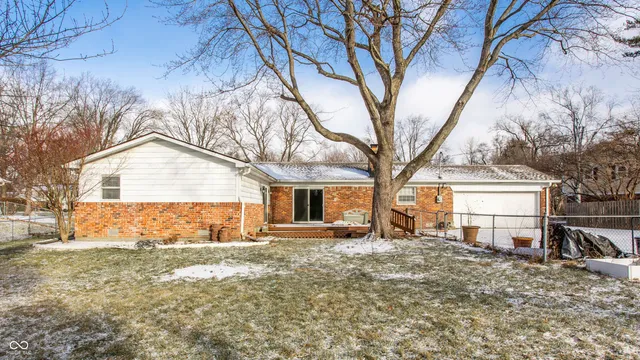$349,900 | 647 Spring Mill Lane, Indianapolis, IN 46260