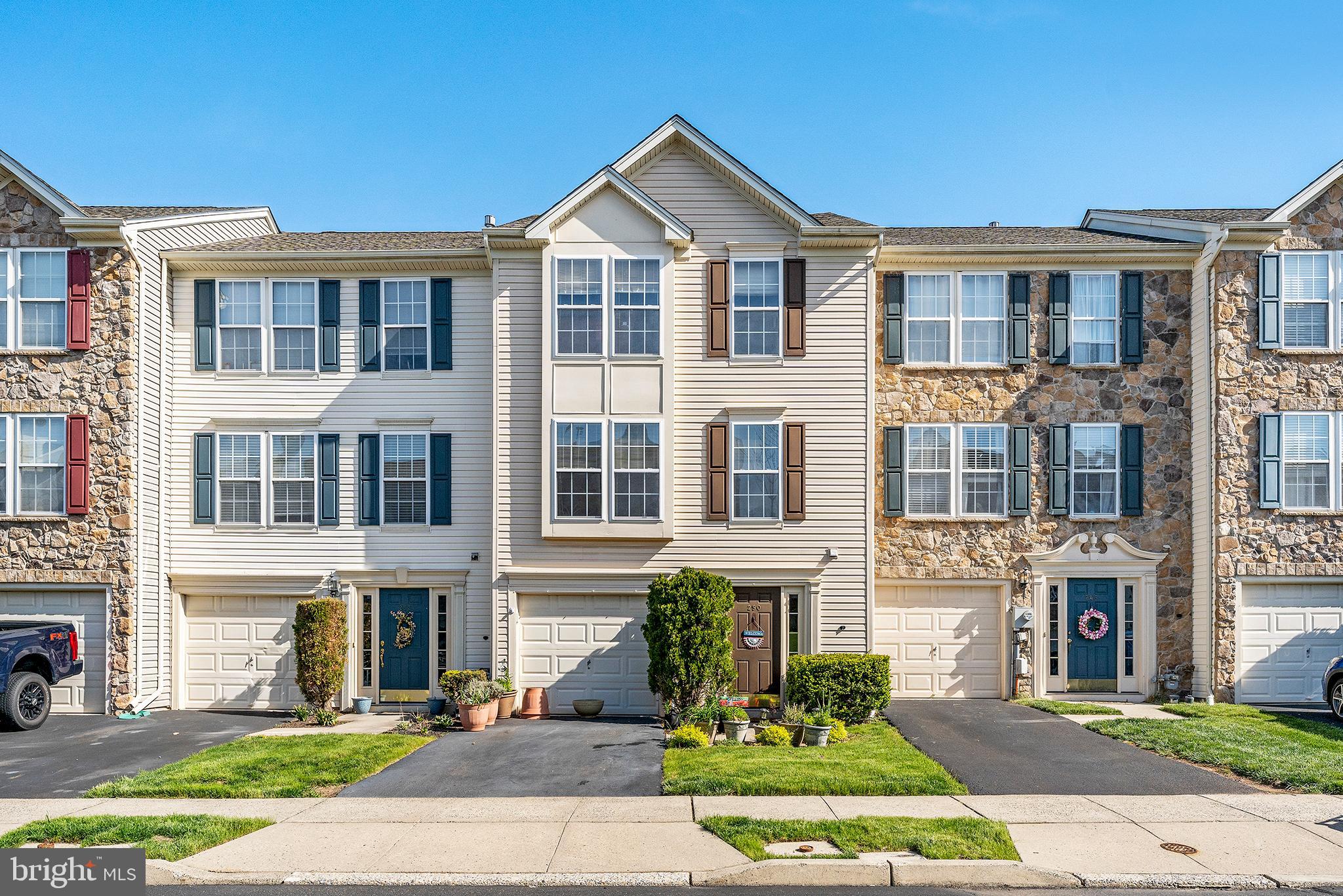 250 Windsor Court, Quakertown, PA 18951 Compass