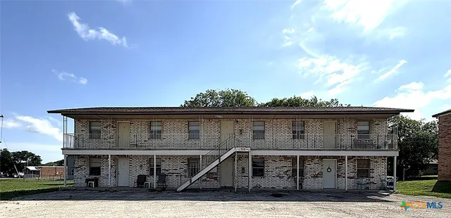 front view of house with a yard