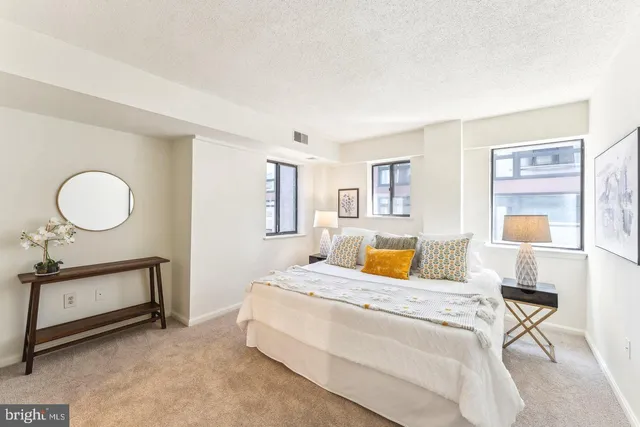 $4,100 | 1225 13th Street Northwest, Unit 712, Washington, DC 20005