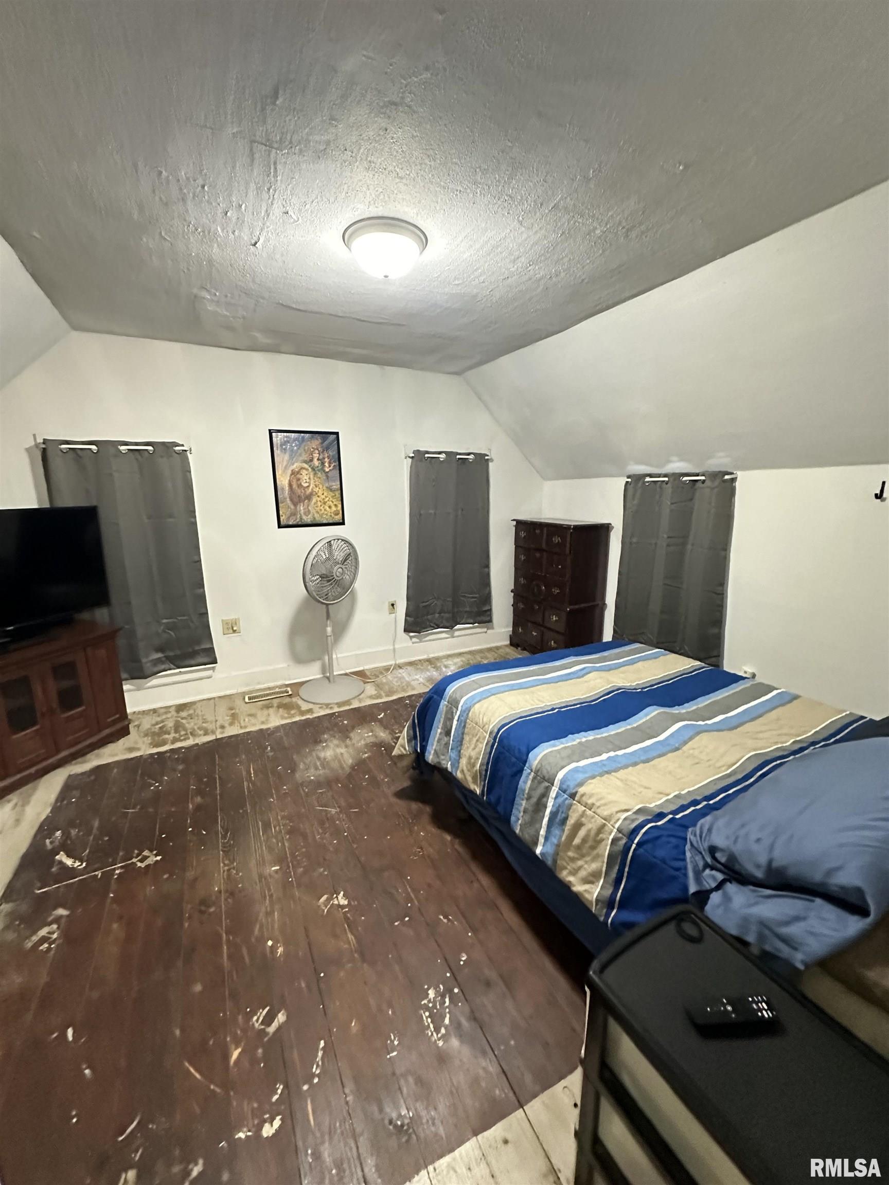 260 Miller Street Hull, IL 62343 - Photo 13 of 20 Gallery Image 13