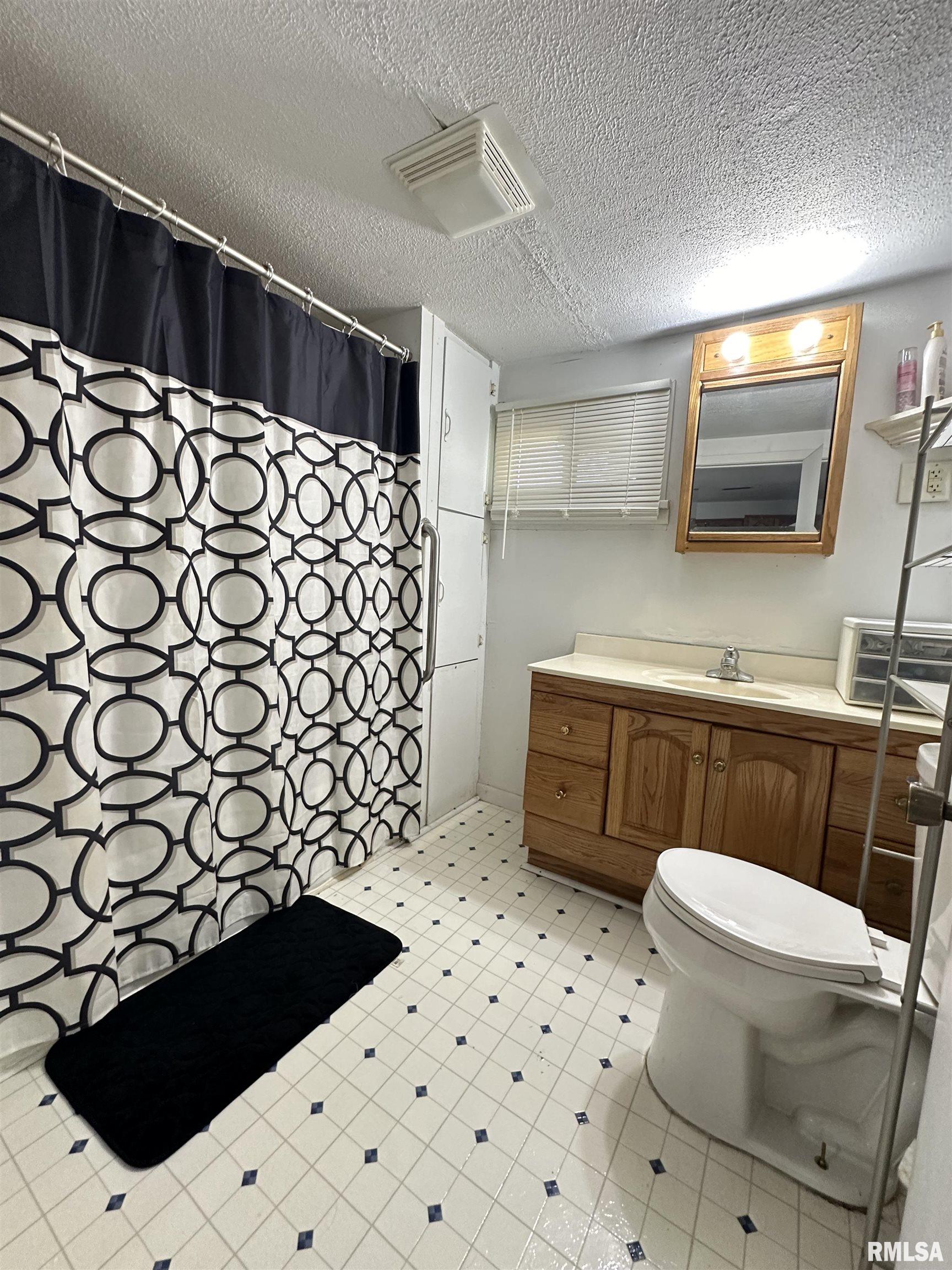 260 Miller Street Hull, IL 62343 - Photo 9 of 20 Gallery Image 9