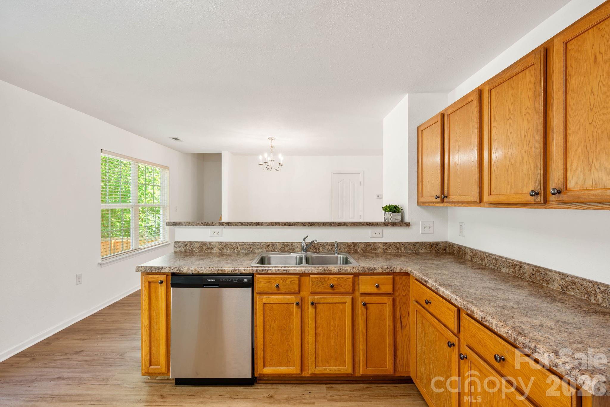 1429 River Run Road Lowell, NC 28098 - Photo 12 of 37