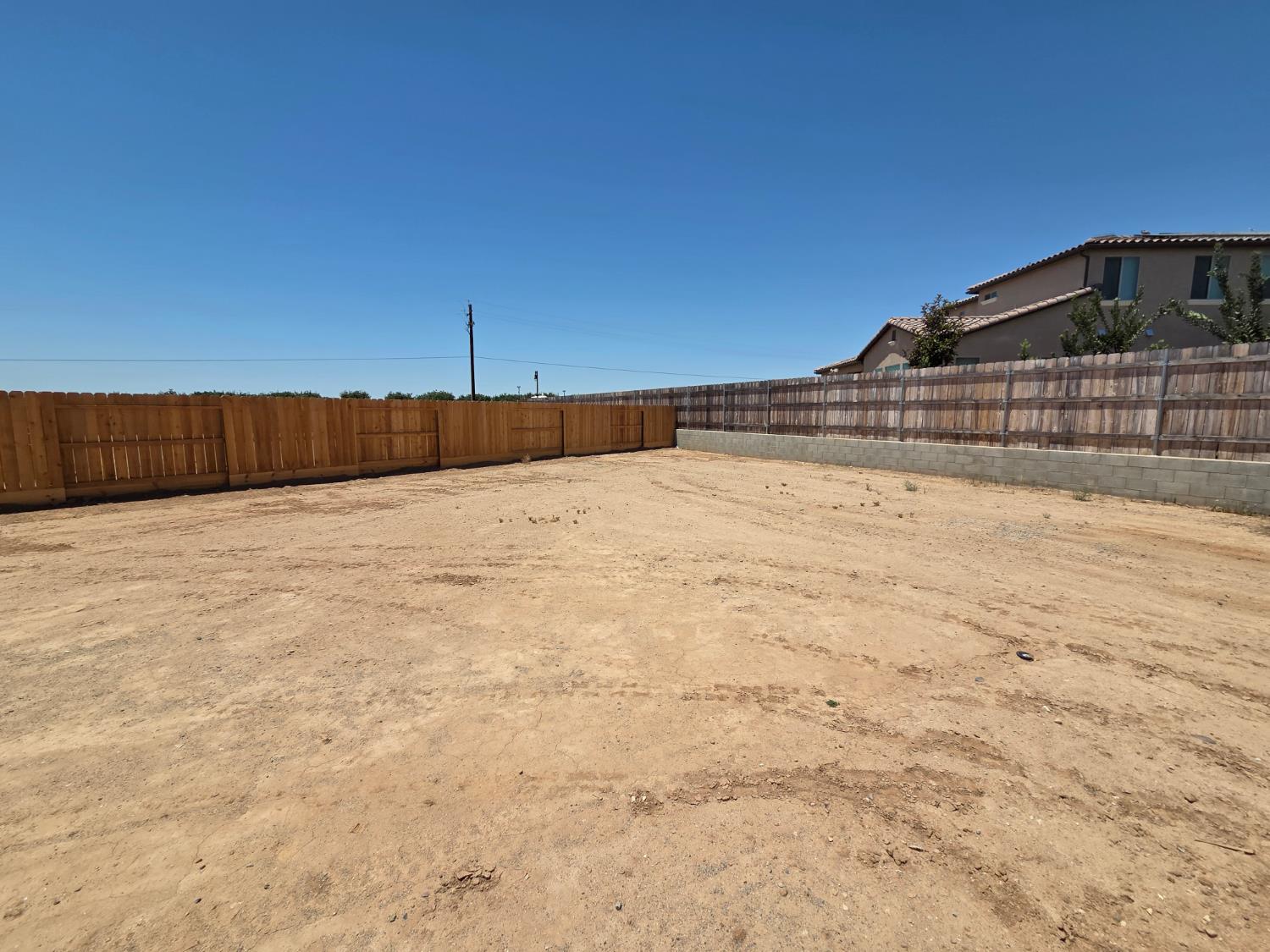 1187 Milestone Road West Madera, CA 93636 - Photo 14 of 16