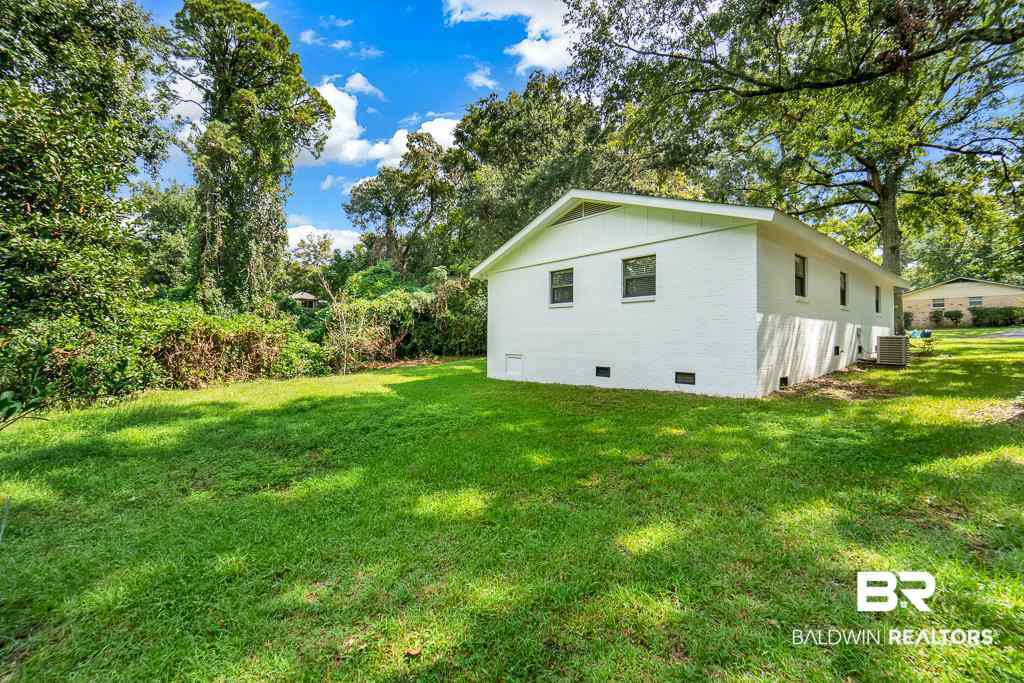466 Pomelo Street Fairhope, AL 36532 - Photo 5 of 22