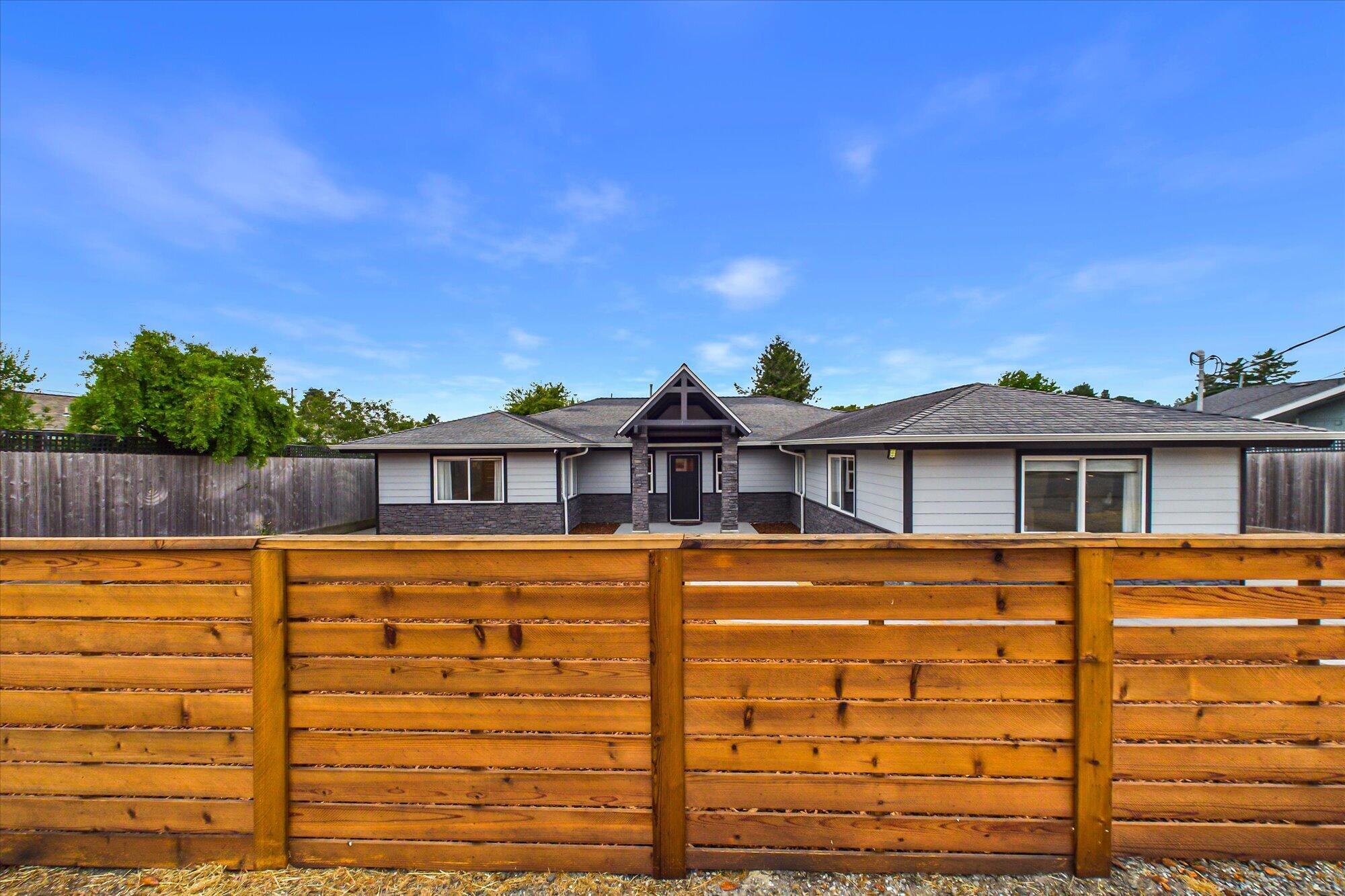 3261 Drake Hill Road Fortuna, CA 95540 - Photo 2 of 50