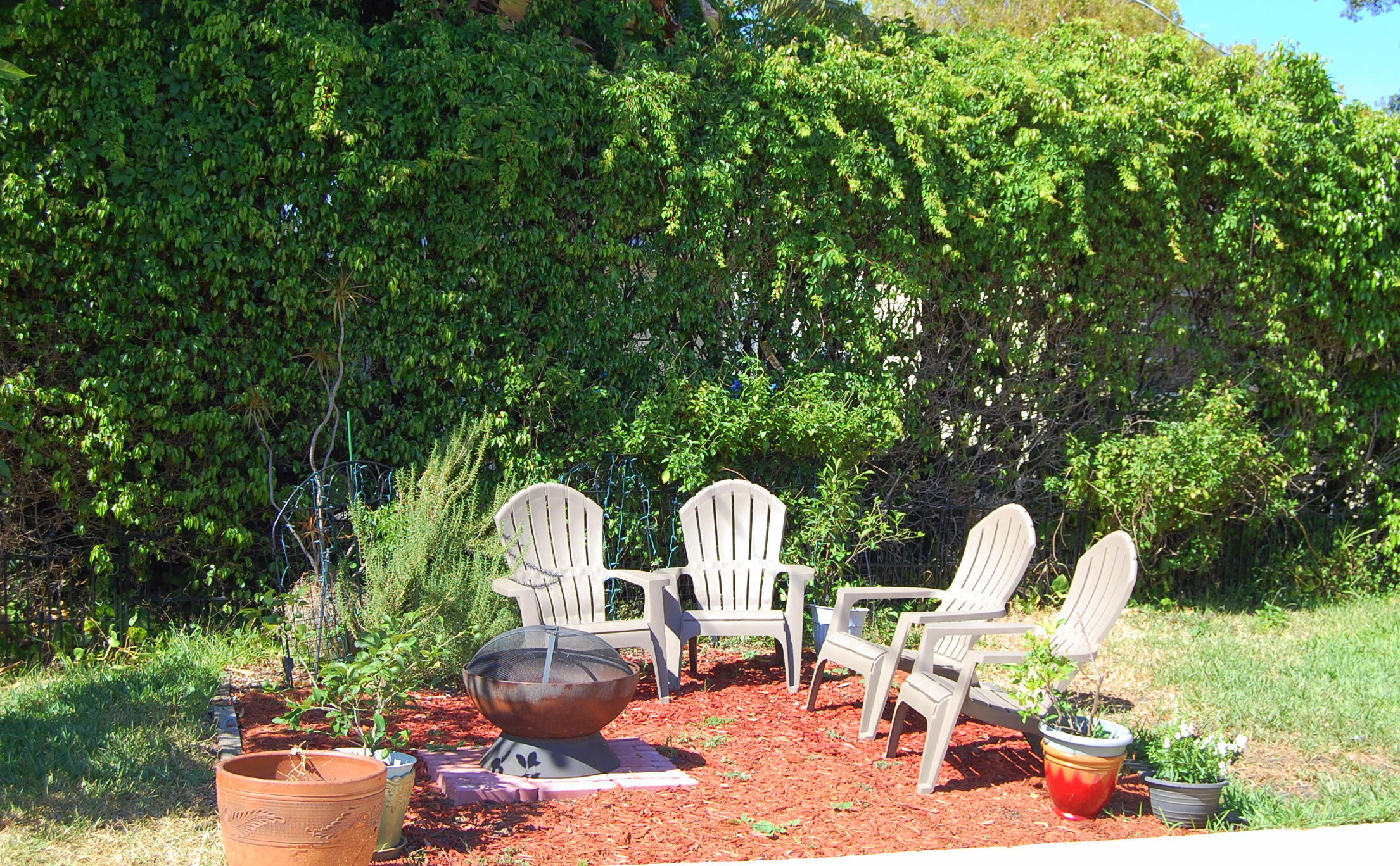 999 Northwest 5th Avenue Boca Raton, FL 33432 - Photo 20 of 43 21 Fire Pit.JPG