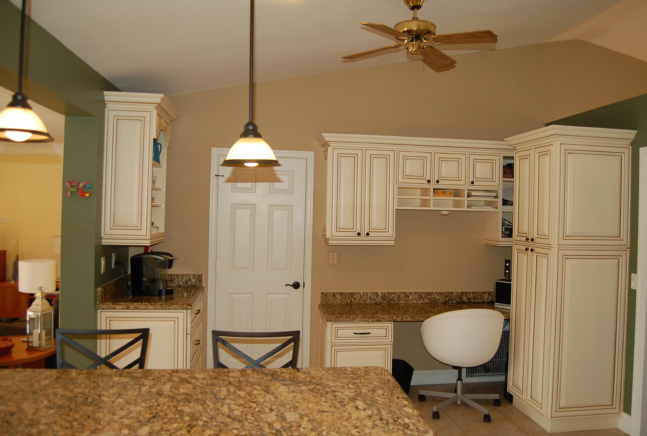 999 Northwest 5th Avenue Boca Raton, FL 33432 - Photo 4 of 43 05 Kitchen.JPG