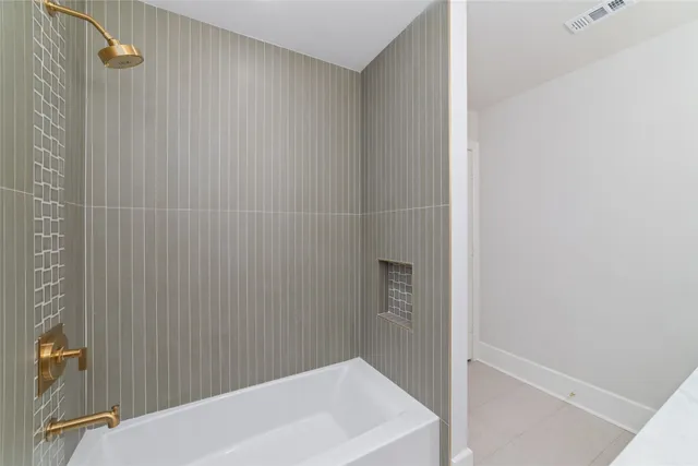 $799,000 | 1830 Locksford Street, Houston, TX 77008