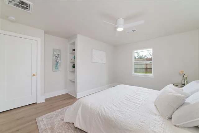 $799,000 | 1830 Locksford Street, Houston, TX 77008