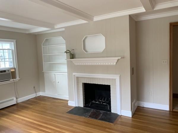 290 Sterling Road Lancaster, MA 01523 - Photo 5 of 41
