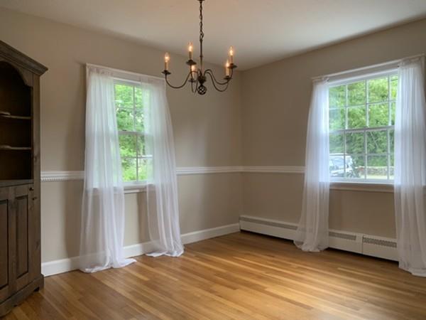 290 Sterling Road Lancaster, MA 01523 - Photo 7 of 41