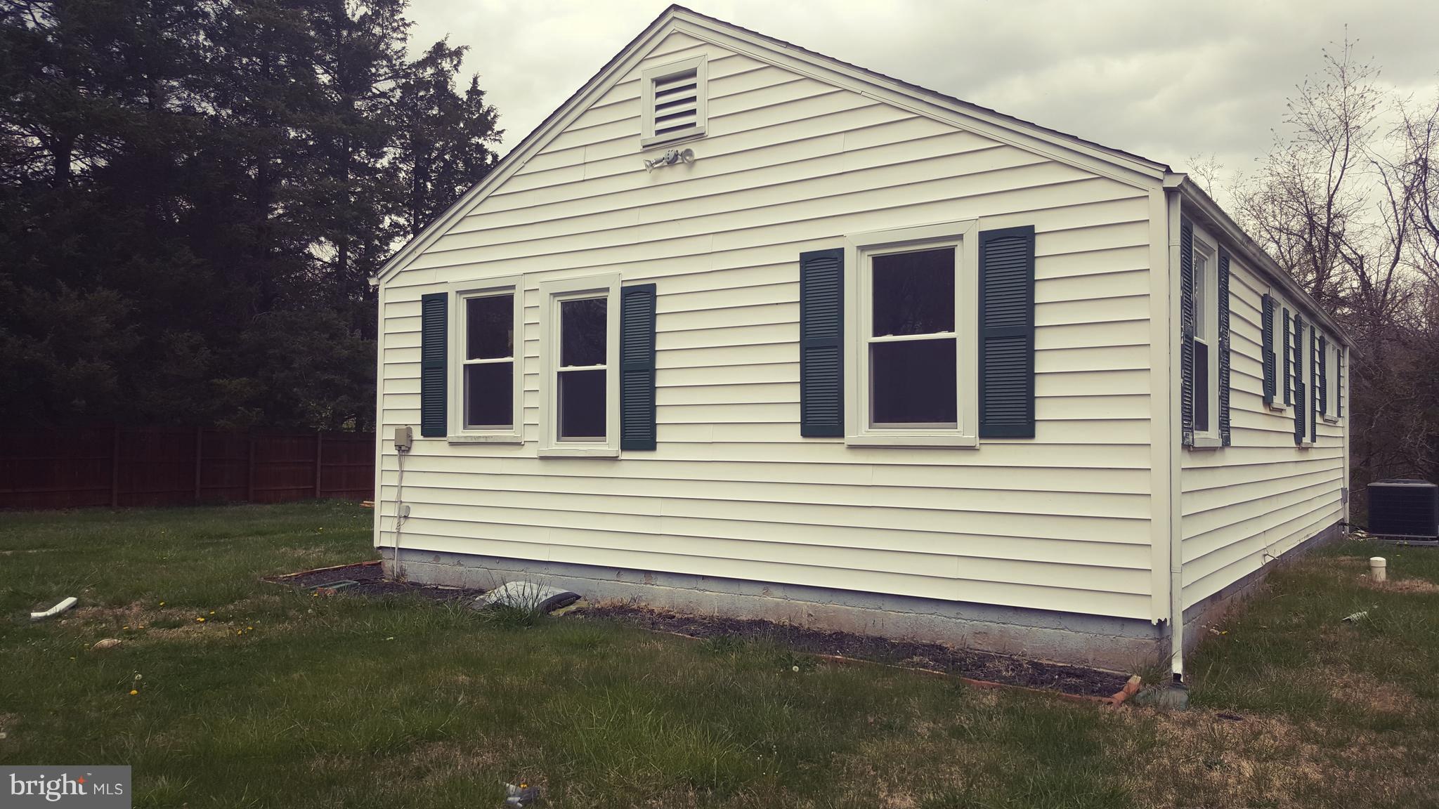 141 Whipporwill Road Front Royal, VA 22630 - Photo 10 of 12 Exterior (Front)