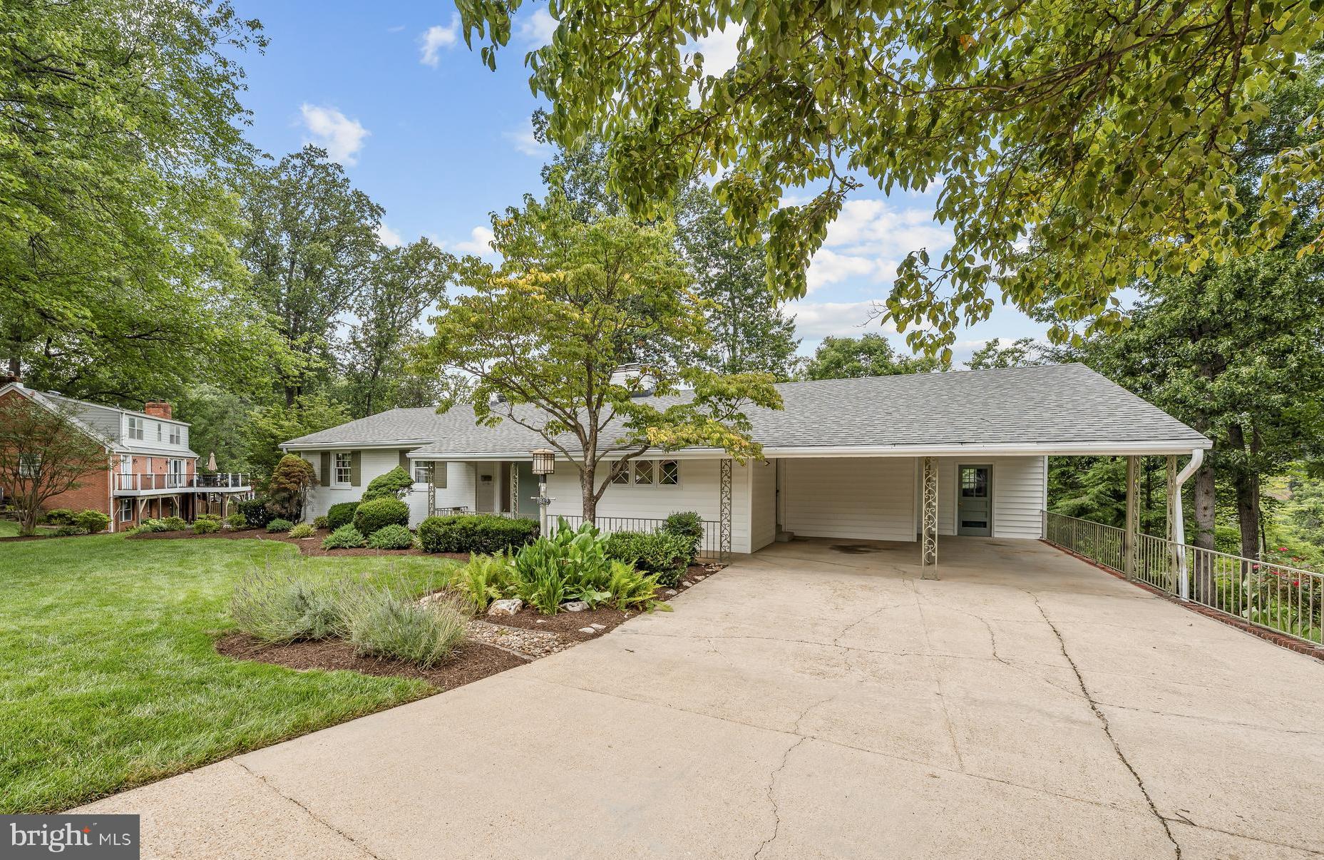 7842 Doane Court Springfield, VA 22152 - Photo 44 of 45 Front Exterior