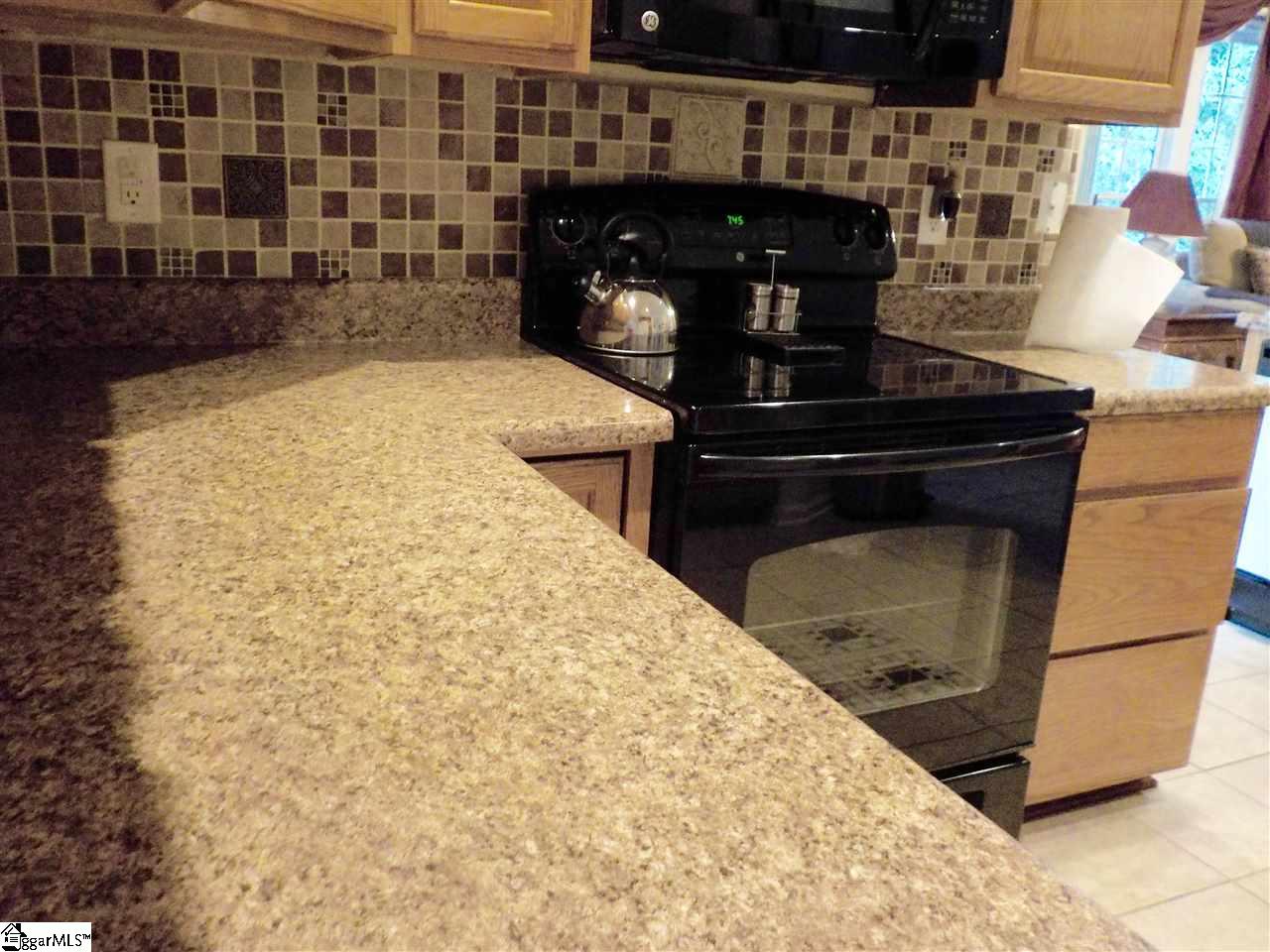 138 Timberleaf Drive Duncan, SC 29334 - Photo 8 of 36