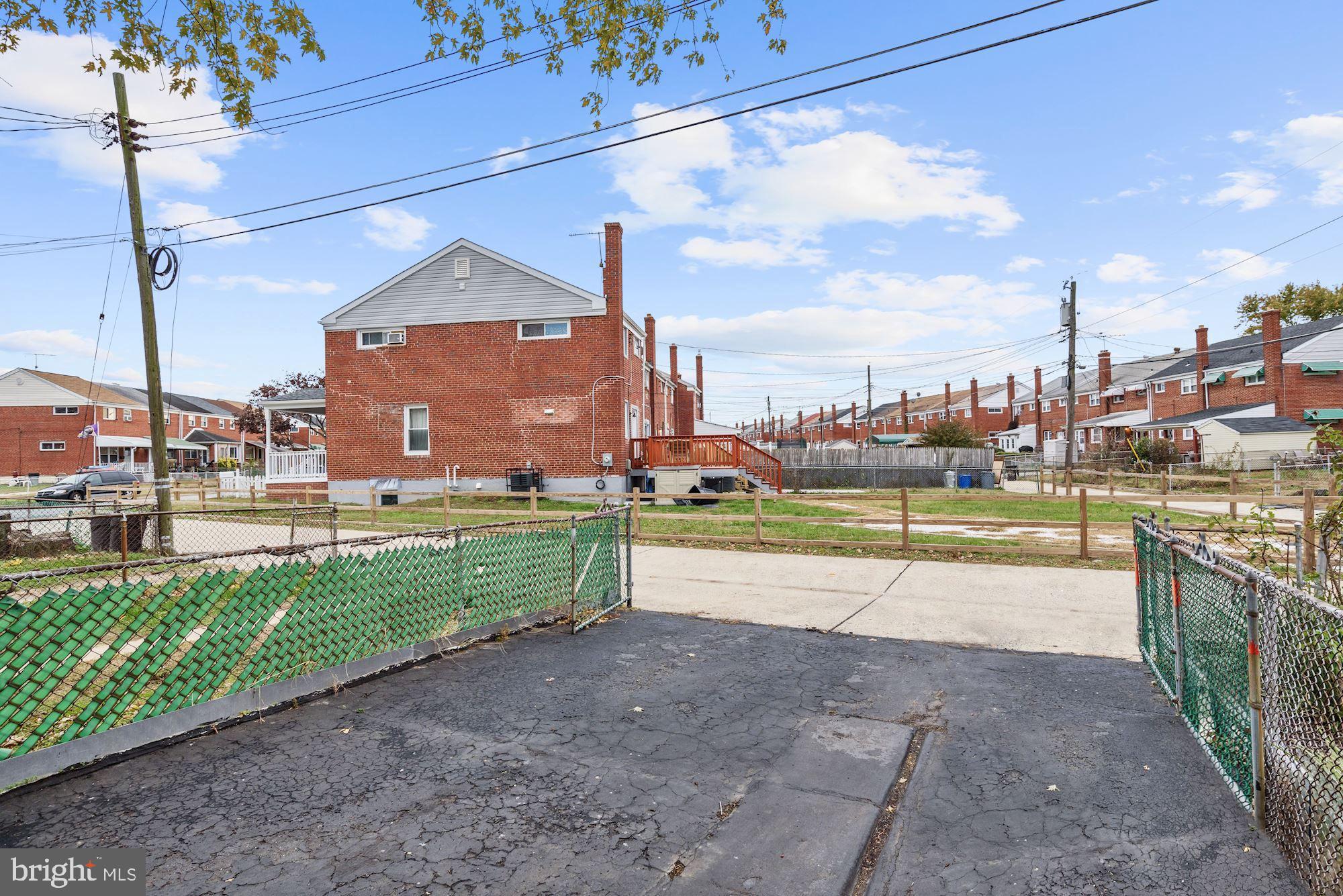 8261 Kavanagh Road Baltimore, MD 21222 - Photo 22 of 28 Driveway