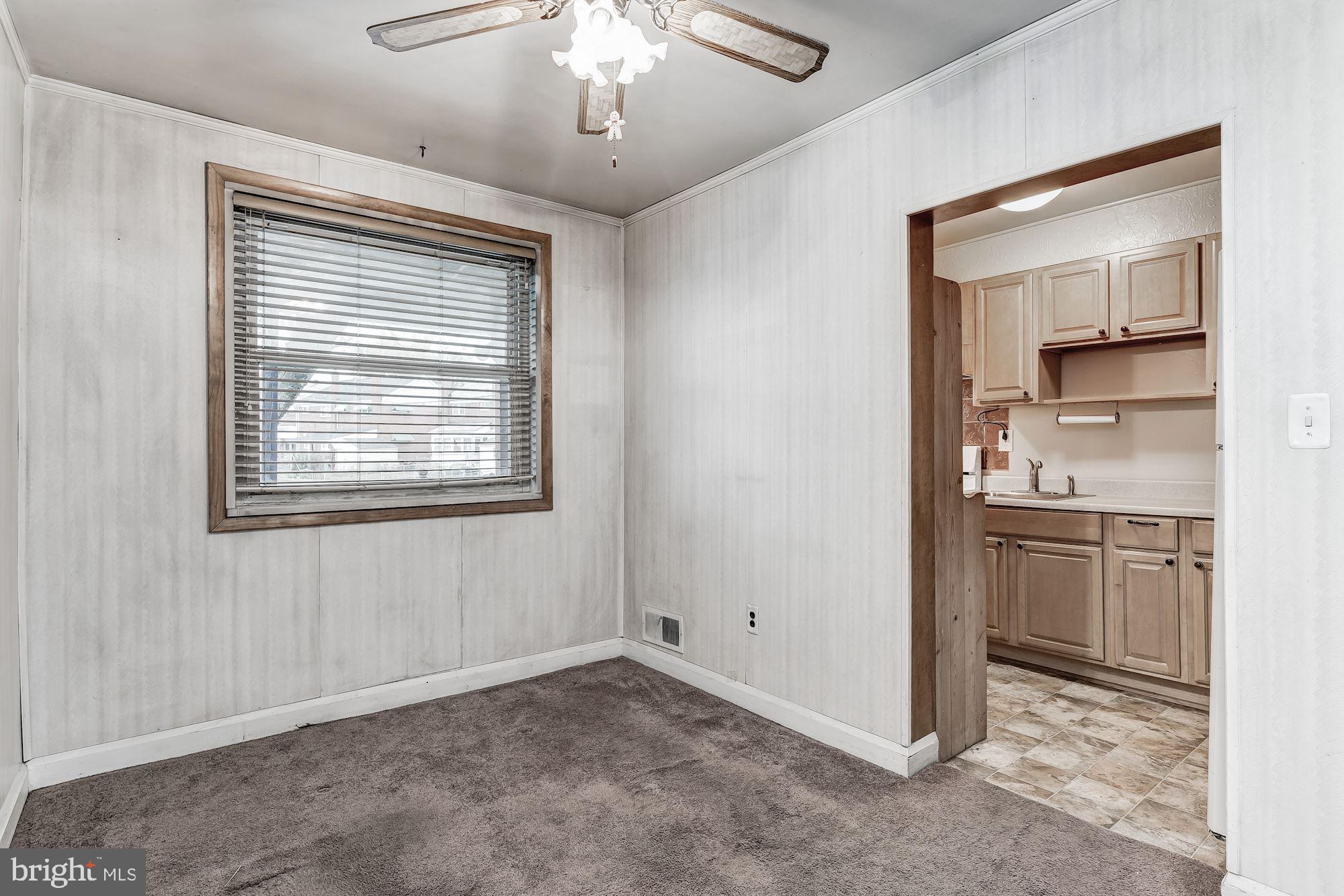 8261 Kavanagh Road Baltimore, MD 21222 - Photo 6 of 28 Dining Room