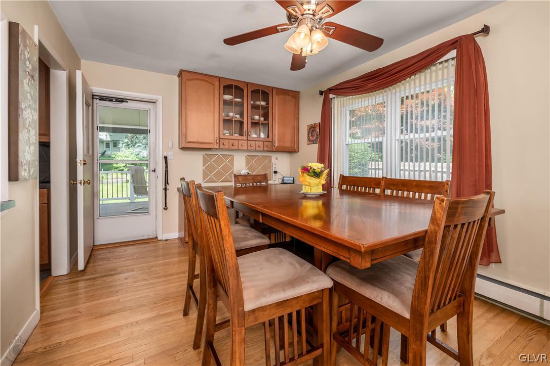 2439 Congress Street Allentown, PA 18104 - Photo 15 of 32 Dinning room/Eat-in kithen